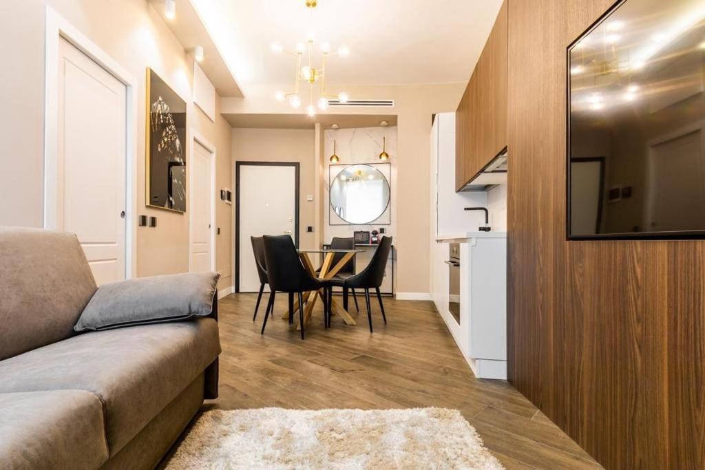 Apartamento Dali Duomo Golden House Milán Exterior foto